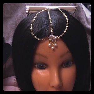 Gold Diamond and Pearl Pendant Filagree Headpiece